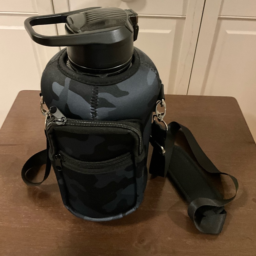 Half Gallon Water Bottle With Sleeve & Strap